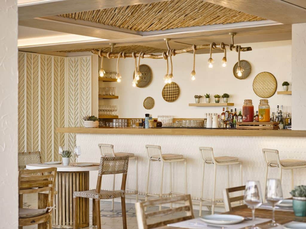 Chambao Restaurant im Nobu Hotel Ibiza Bay – mediterrane Kulinarik in entspannter Atmosphäre