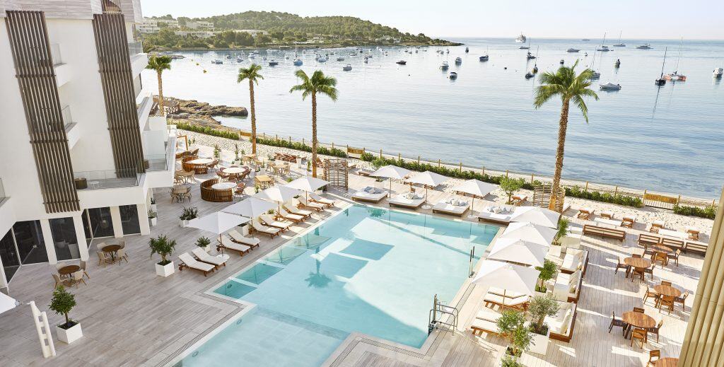 Nobu Hotel Ibiza Bay – Luxusresort direkt am Meer auf Ibiza